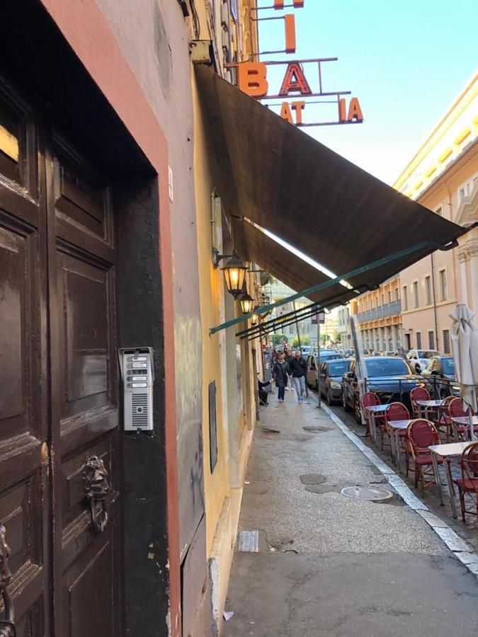 Attico Loft & Rooftop Colosseo روما المظهر الخارجي الصورة
